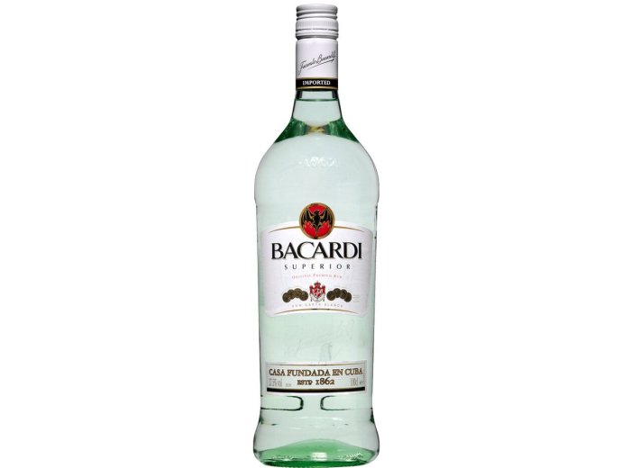 Rum Bacardi Carta Blanca 70cl EW 6er Kart
